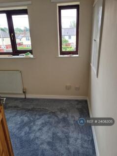 Front Double Bedroom 