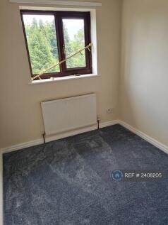 Single Back Bedroom 