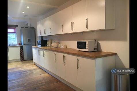 Huge Communal Kitchen