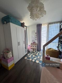 Large Second Room With Storage
