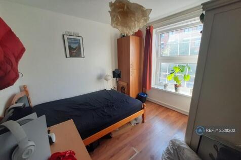 Room For Rent
