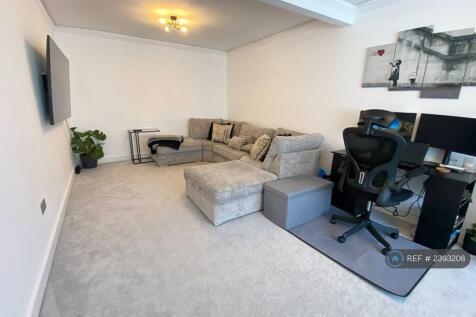 Separate Lounge