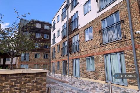 Courtyard To The Car Park 1