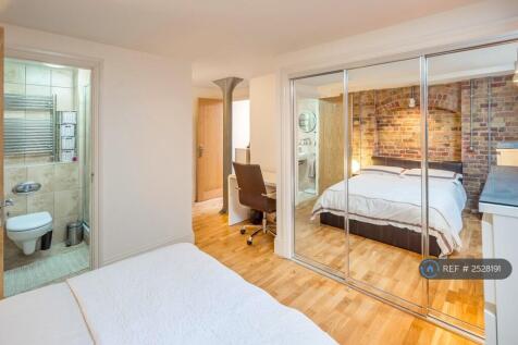 Master Bedroom &amp; En-Suite