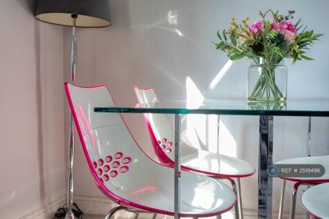 Dining Table &amp; 4 Chairs