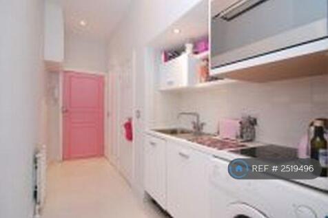 Kitchen And Hallway Detail 1