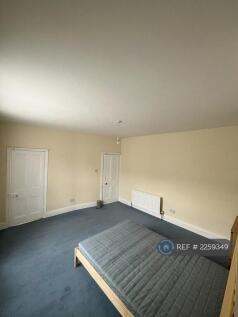 Double Room With Ensuite Dressing Room