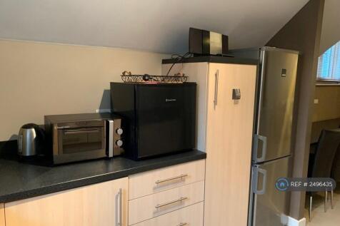 Kitchen (Different Fridge Now)