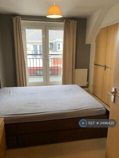 Main Bedroom (No Bed)