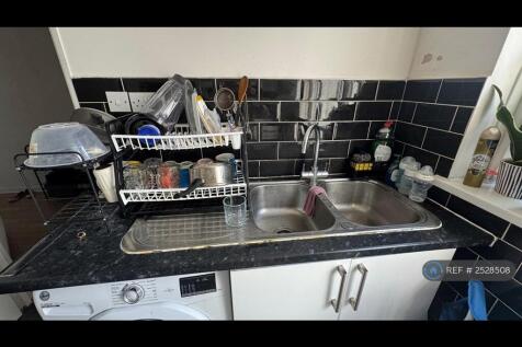 Kitchen-Sink Side