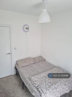 Single Bedroom