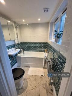Bathroom (Ground Floor)