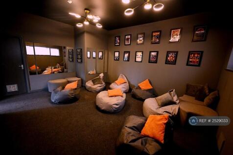 Cineam Room
