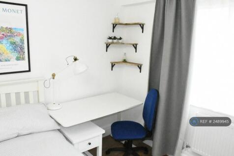 Large Double Bedroom