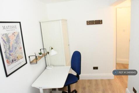 Double Bedroom 3
