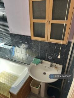 Basin With Cabinet, Led Lights &amp; Laminate Floor