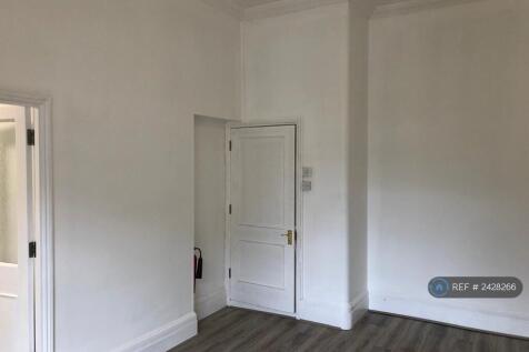 Studio 1 - Living Space
