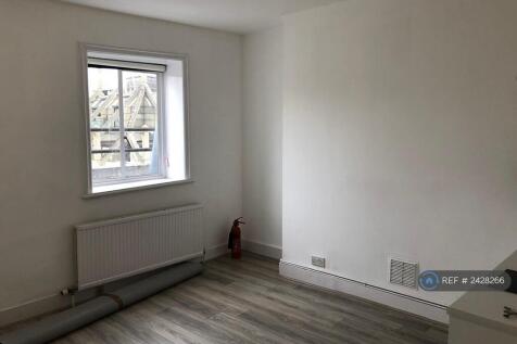 Studio 2 - Living Space
