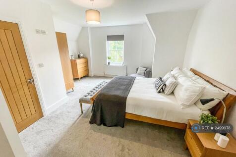 Master Bedroom 1