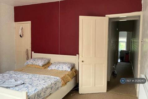Bedroom 1 Picture 2 