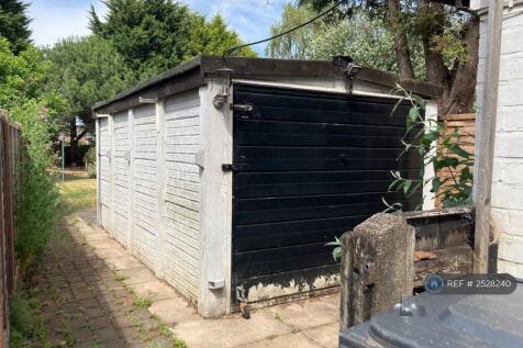 Outside Large Workshop / Large Shed 
