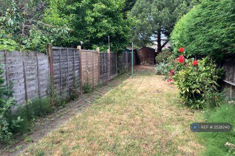 Garden With Wooden Shed Picture 2 