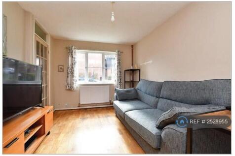 Spacious Lounge