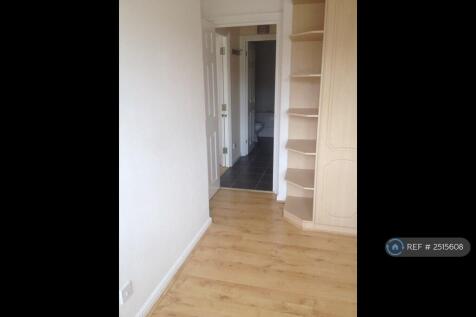 Bedroom/Hall