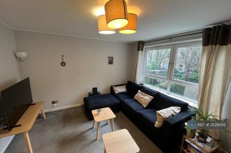 Lounge 1