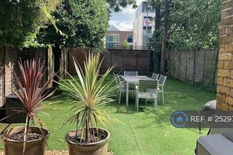 Lovely Large Garden