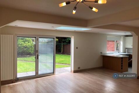 Bio Fold Doors Opens Out To The Garden