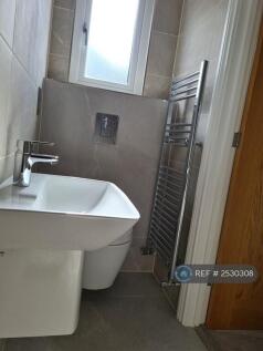 Ensuite Shower Room