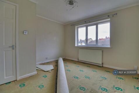 Main Double Bedroom