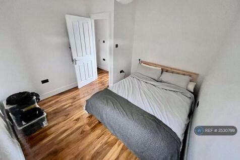 Double Bedroom 2