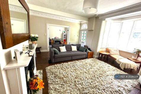 Lounge 2