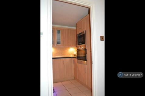 Fully Integrated Kitchen   (Without Tenants)