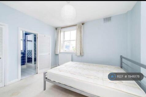 Ensuite Bedroom