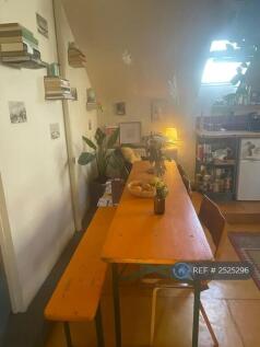 Kitchen / Dining