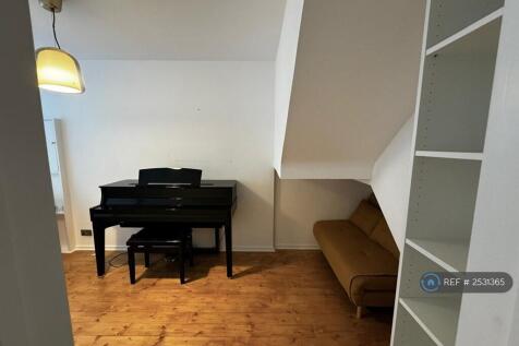 Office Room With Sofa Bed