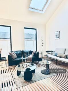 1st Floor Living