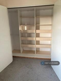 Main Bedroom Wardrobes