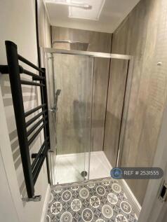 Shower Room Upstairs