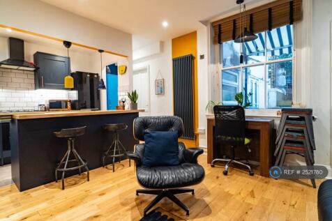 Kitchen And Lounge