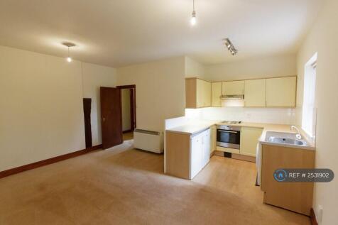 Lounge &amp; Kitchen