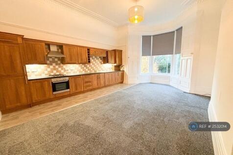 Sitting Room / Kitchen