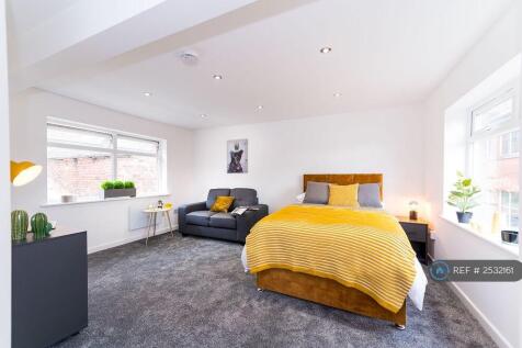 Bedroom/Living Area