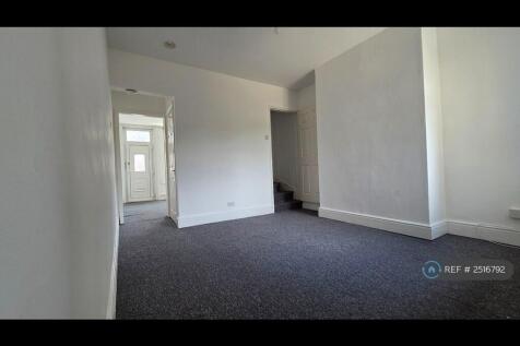Rear Lounge / Dinning Room