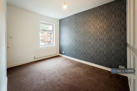 Rear Bedroom