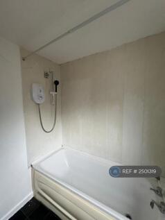 Toilet &amp; Bathroom