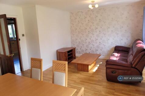 05_living &amp; Dining Room